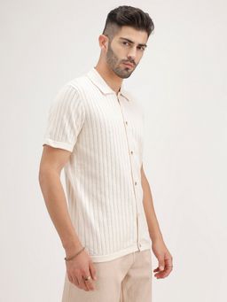 WROGN - Men Slim Fit Textured Half Sleeve Off White Shirt