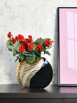 At Home by Nilkamal - Abstract Strips Moon Vase Black & Gold