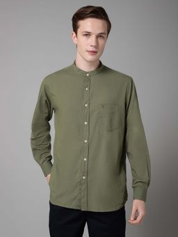 Cantabil - Men Olive Solid Mandarin Collar Casual Shirt
