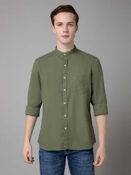Cantabil - Men Olive Solid Mandarin Collar Casual Shirt
