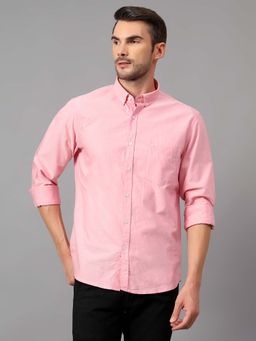 Cantabil - Men Pink Solid Spread Collar Casual Shirt