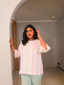 WHY SO BLUE - Anne Sleeved Pink Top