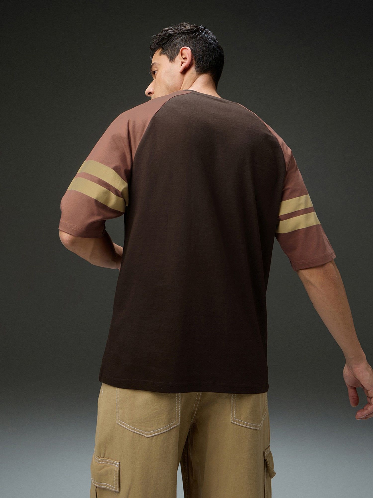 Men Round Neck Raglan Sleeve Printed Oversized Fit Brown T-Shirt