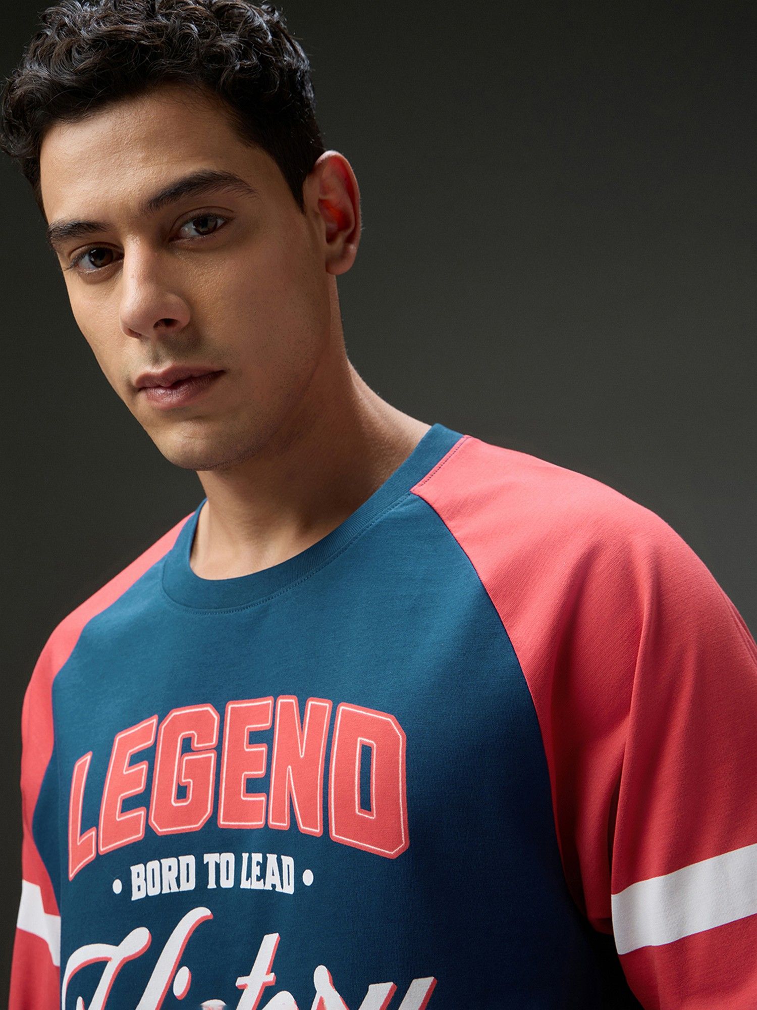 Men Round Neck Raglan Sleeve Printed Blue Oversized Fit T-Shirt