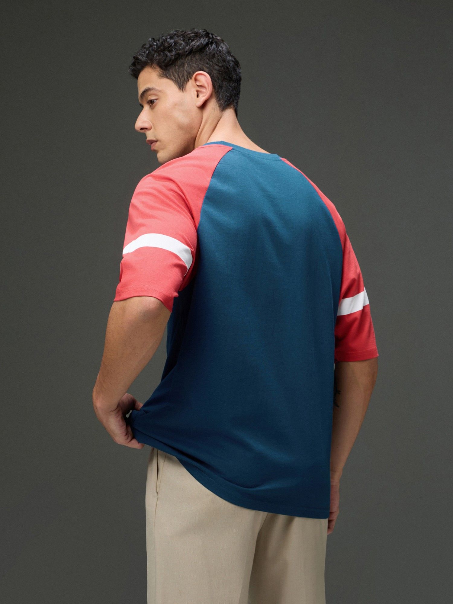 Men Round Neck Raglan Sleeve Printed Blue Oversized Fit T-Shirt