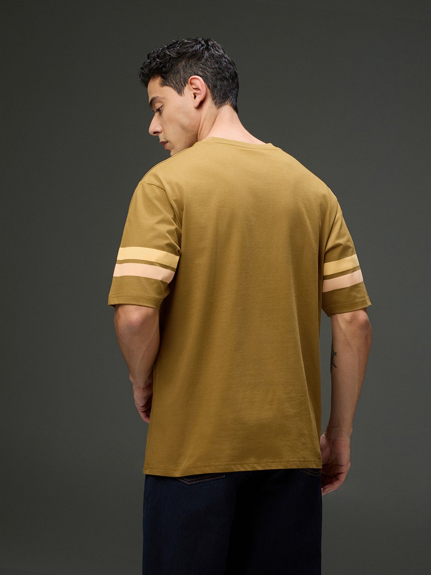 Men Round Neck Half Sleeve Printed Brown Oversized Fit T-Shirt