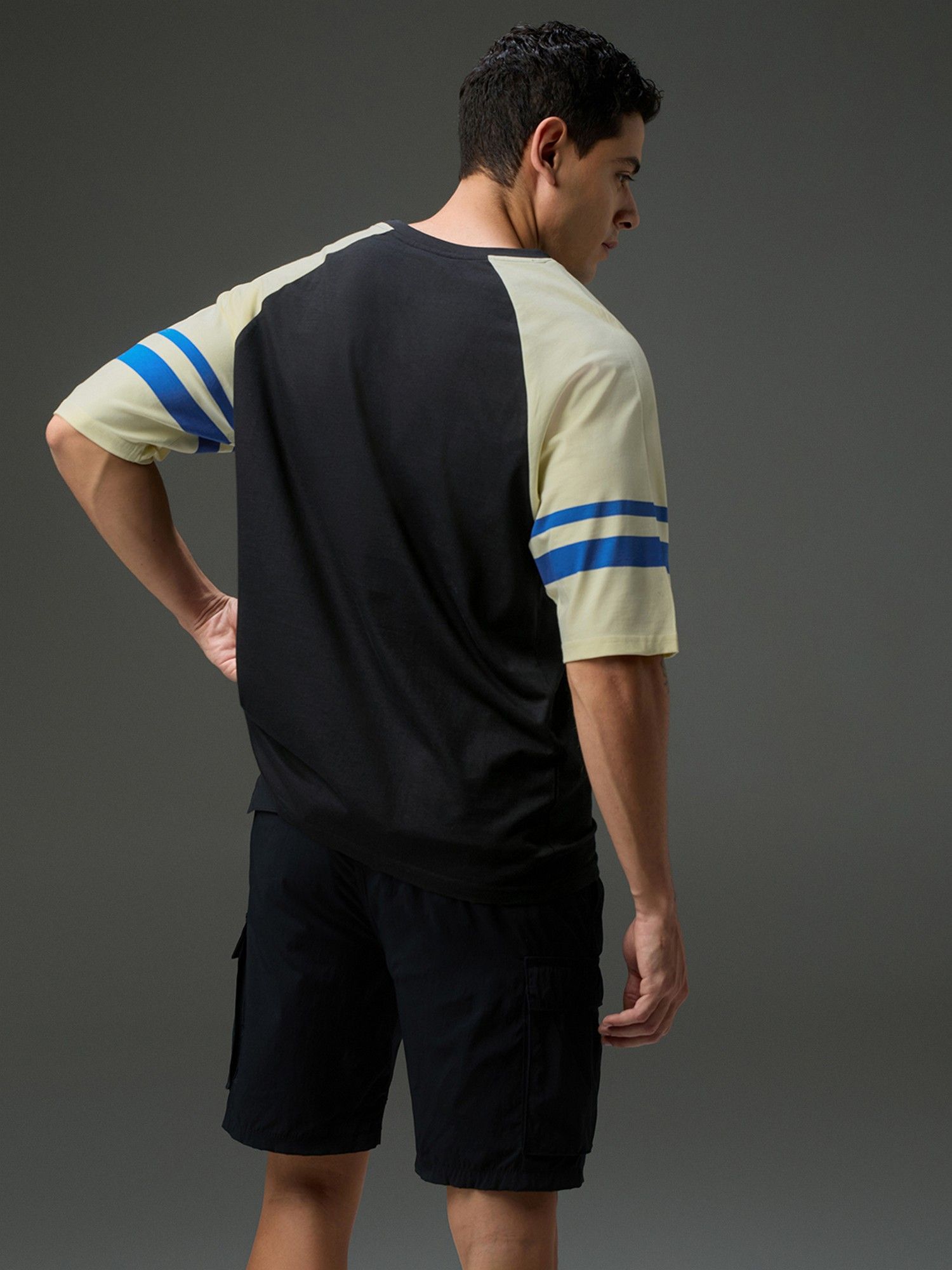 Men Round Neck Black Raglan Sleeve Printed Oversized Fit T-Shirt