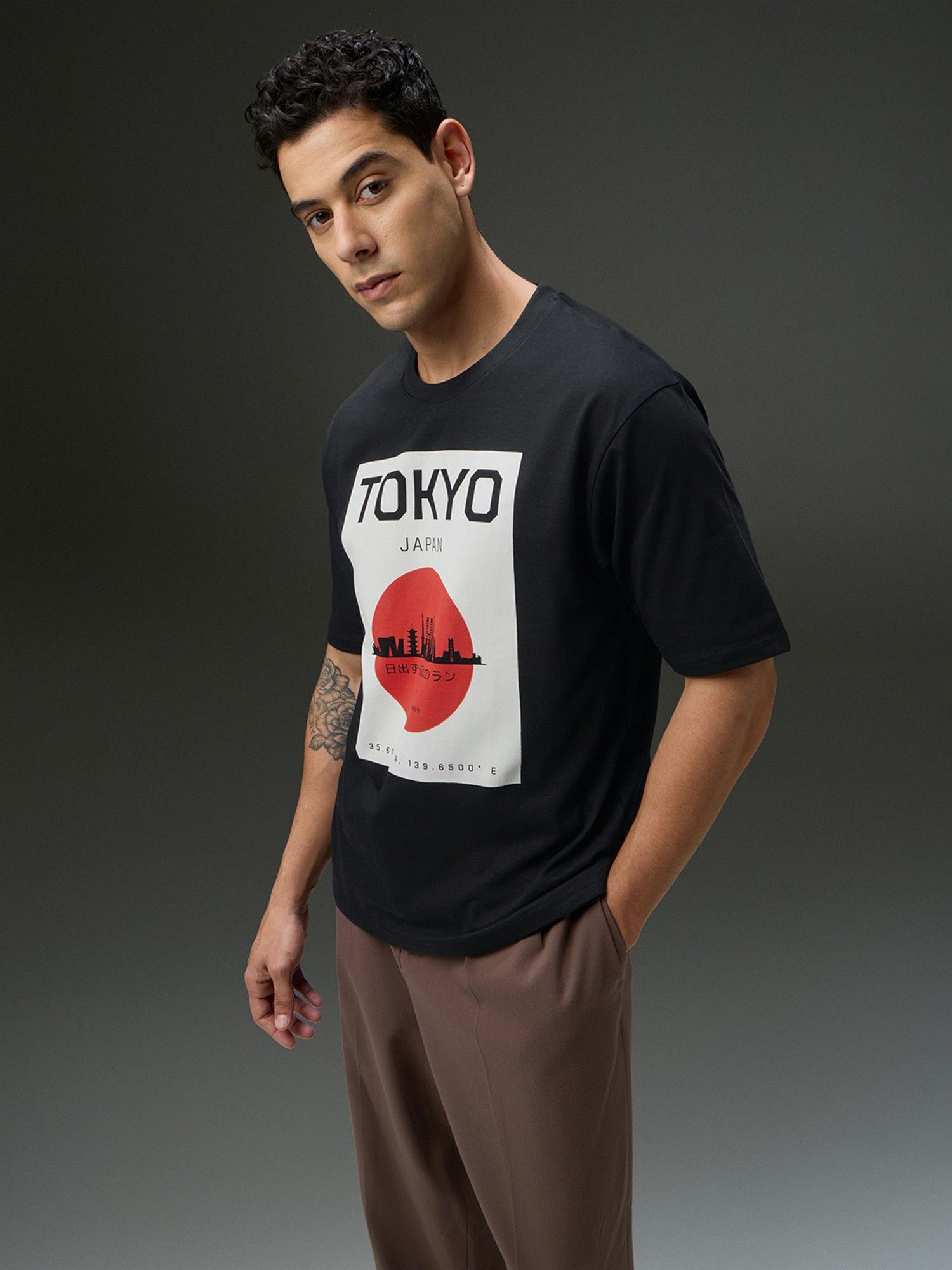 Men Round Neck Black Half Sleeve Printed Oversized Fit T-Shirt