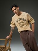 Beige color option, Currently selected