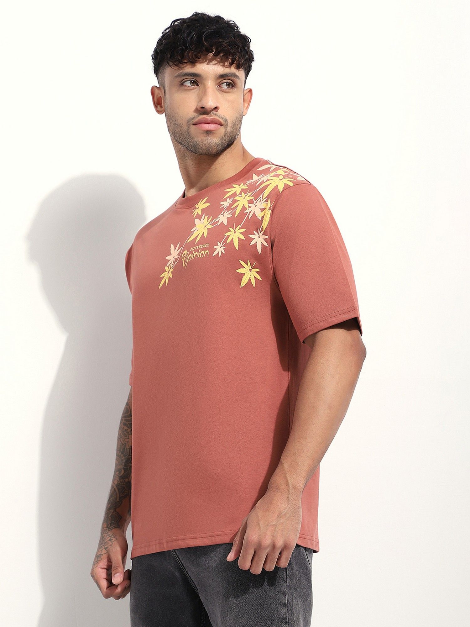 Men Oversized Embroidery Brown T-Shirt