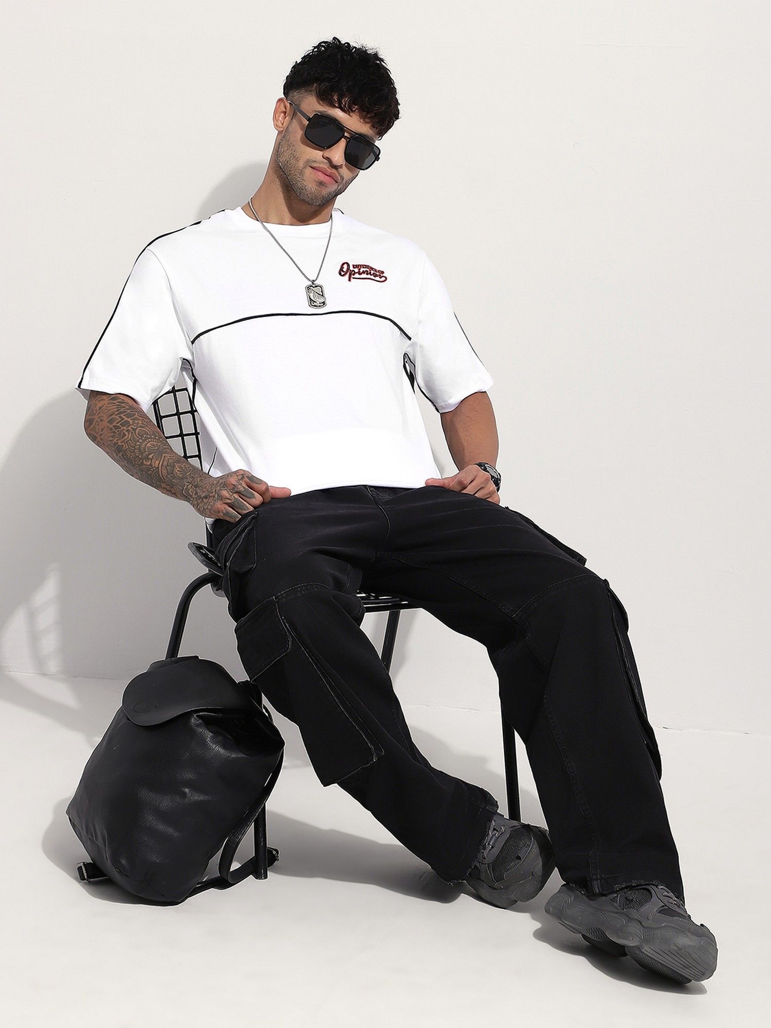 Men Oversized White Embroidery T-Shirt