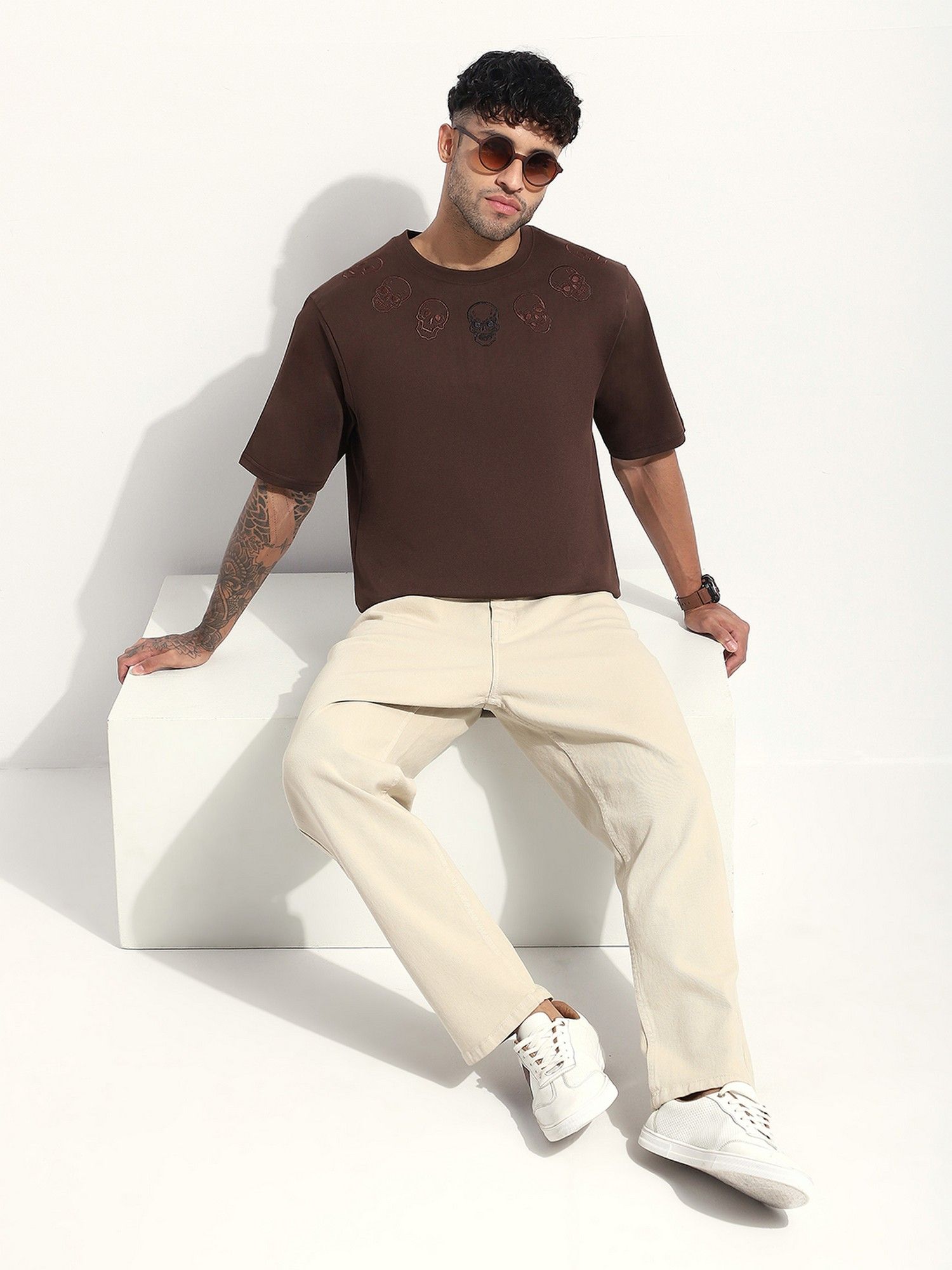 Men Brown Oversized Embroidery T-Shirt