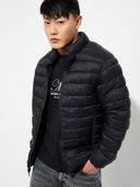 Black color option, Currently selected