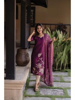 Gahan - Purple Zarna Silk Printed Straight Kurta and Pant with Dupatta