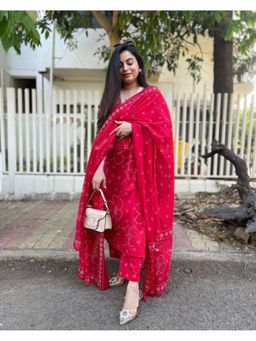 Gahan - Red Reyon Embroidered Fit and Flare Kurta and Pant with Dupatta