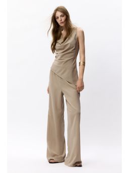 H&M - Women Beige Straight Crepe Trousers