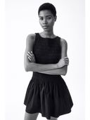 Black color option, Currently selected