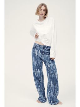 H&M - Women Blue Straight Low Waist Jeans