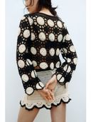 Black color option, Sold out, Currently selected