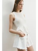 White color option, Currently selected