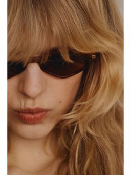 H&M - Women Brown Polarised Sunglasses