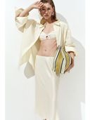 Yellow color option, Currently selected