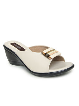 VALIOSAA - Solid Off White Wedges