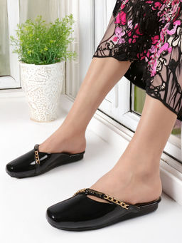 Carlton London - Womens Glossy Chain Detail Comfort Mules - Black