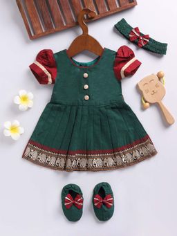 Vastramay - Girls Cotton Puffed Sleeves Flared Frock With Hairband And Shoes (Set of 3)