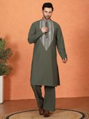 Olive color option, Currently selected
