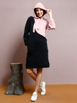 AAREIN - Black Colorblock Hooded Velvet Sheath Dress