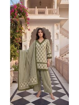 WOOMN - Green Cotton Straight Kurta with Palazzo and Dupatta