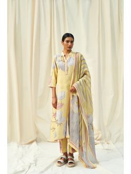 THREE-THREE - Yellow Desiderio Linen Kurta with Pant and Dupatta