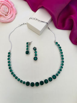 Abdesigns - Enchanting American Diamond Necklace Green