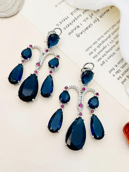 Abdesigns - High Quality Emerald Blue Hanging Earring Blue