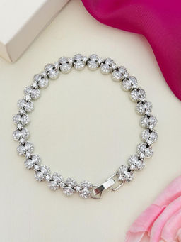 Abdesigns - High Quality American Diamond Bracelet White
