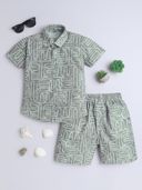 Green color option, Sold out, Currently selected