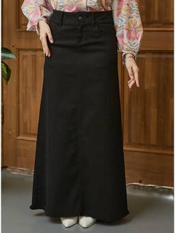 Tripursundari Fashion - Black A-Line Full-Length Maxi High Waist Zip Closure Denim Skirt