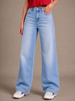 VBEAUTI - Tint Ice Blue Straight Leg Streatchable High Rise Women Jeans