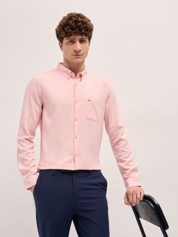 The Bear House - Men Pink Solid Slim Fit Formal Shirt