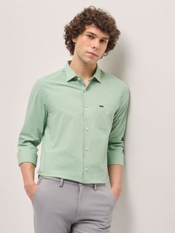 The Bear House - Men Green Cotton Solid Tailored Fit Formal Shirt