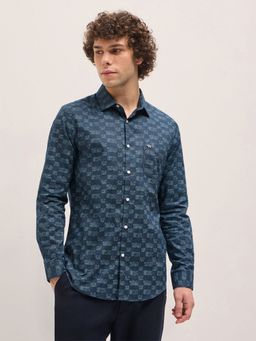 The Bear House - Men Blue Cotton Solid Tailored Fit Formal Shirt