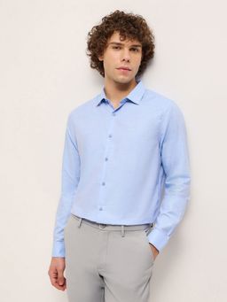 The Bear House - Men Blue Cotton Solid Tailored Fit Formal Shirt