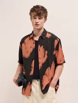 The Bear House - Men Black Abstract Printed Casual Shirt