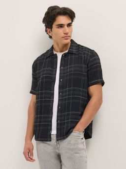 The Bear House - Men Black Checked Slim Fit Shirt