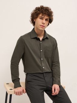 The Bear House - Men Olive Cotton Solid Tailored Fit Formal Shirt