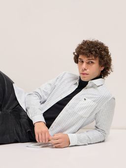 The Bear House - Men White Cotton Striped Slim Fit Shirt