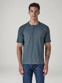 Levi's - Men Blue Textured Regular Fit Waffle T-Shirt