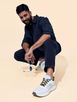 Neeman's - The Embracers Steel White Sneakers