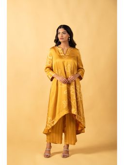 Naav - Women's Kesar Yellow Printed Kurta and Pant